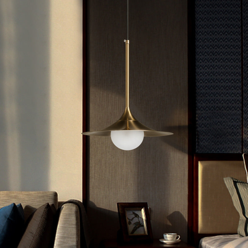 Geometrisch gevormd plafondlicht Postmodern metallic 1 hoofd Goudhangend hanglampje