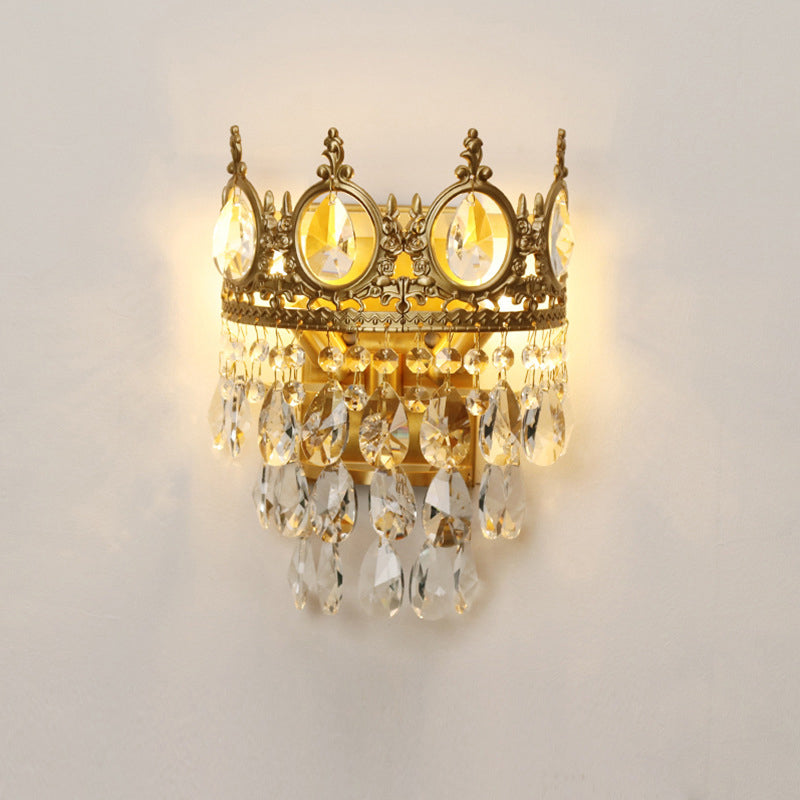 Salon de salon en forme de couronne Lumière antique en métal antique 3-Bulb Gold Gold avec des cristaux en larmes