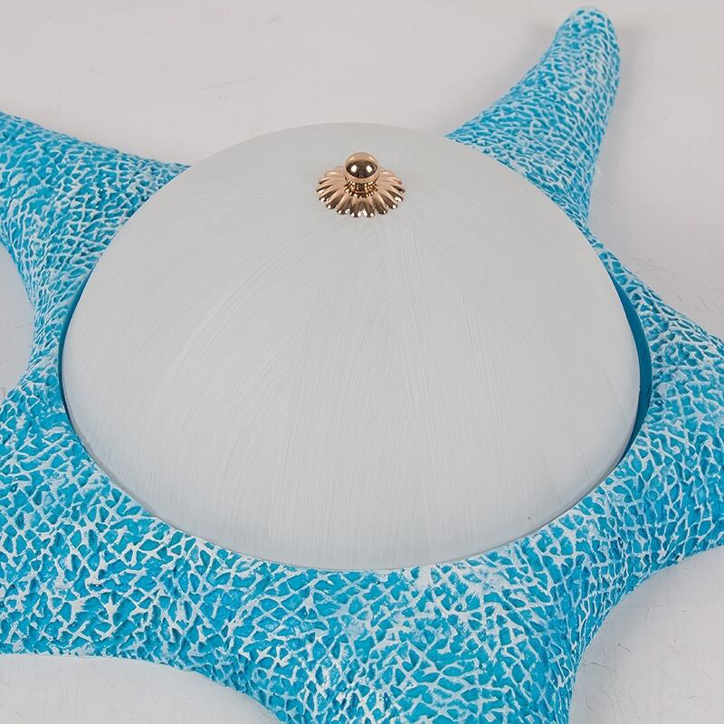 Starfish LED de jardin d'enfants Flush Mount Resin Kids Flushmount Ceiling Lighting with Dome Milky Glass Shade in Blue
