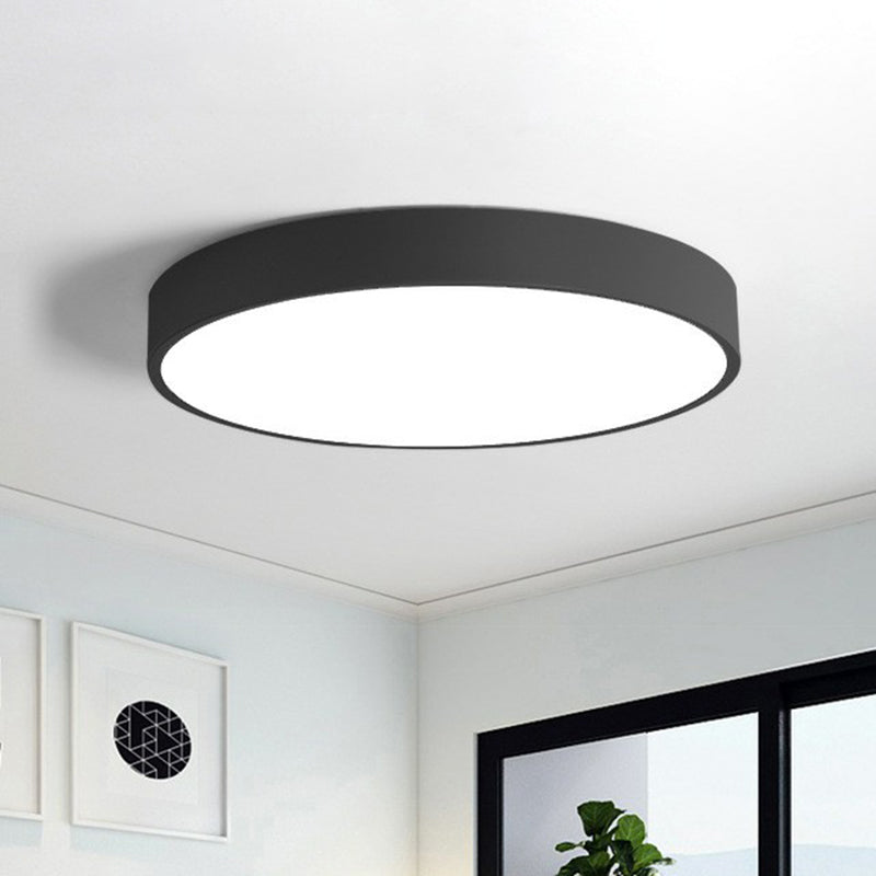Extra-Thin Round LED Flush Mount Lighting Nordic Style Metallic Bedroom Flush Mount Ceiling Light