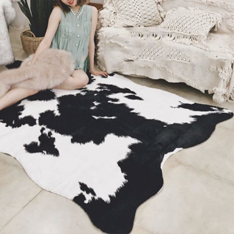 Ganzes Kunsttierhaut Teppich Multi-Farbe Nordic Rug Synthetic