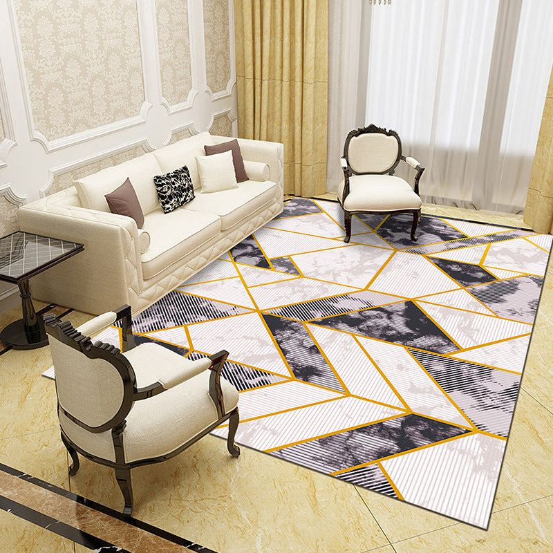 Unique Abstract Patterned Rug Multi Color Contemporary Rug Polypropylene Washable Pet Friendly Non-Slip Backing Rug for Lounge