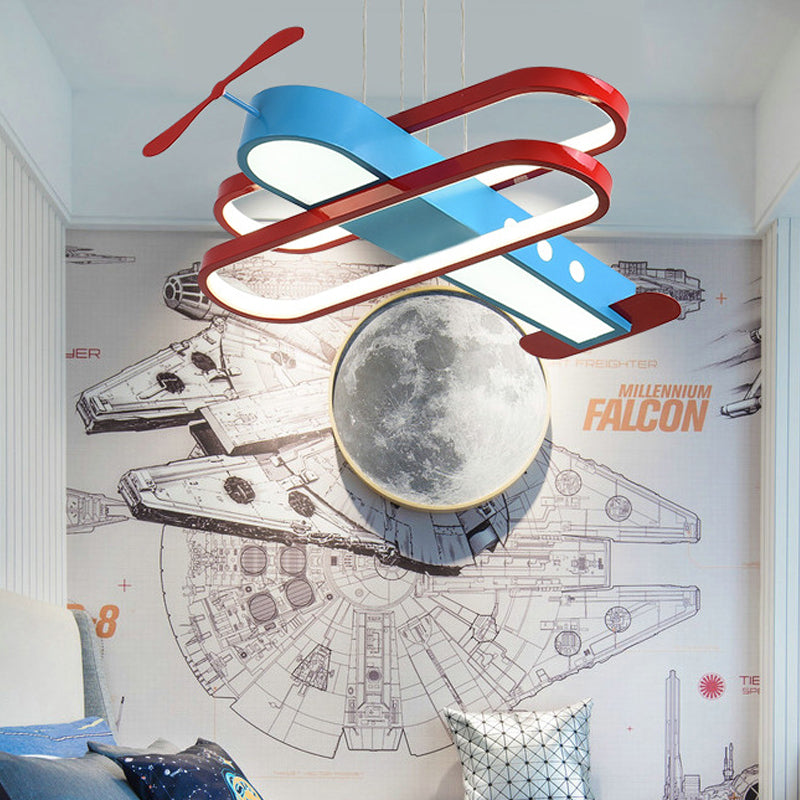 Luz colgante de lámparas LED de dibujos animados con sombra acrílica roja y azul 18 "/23.5" W Aviones colgantes, luz cálida/blanca