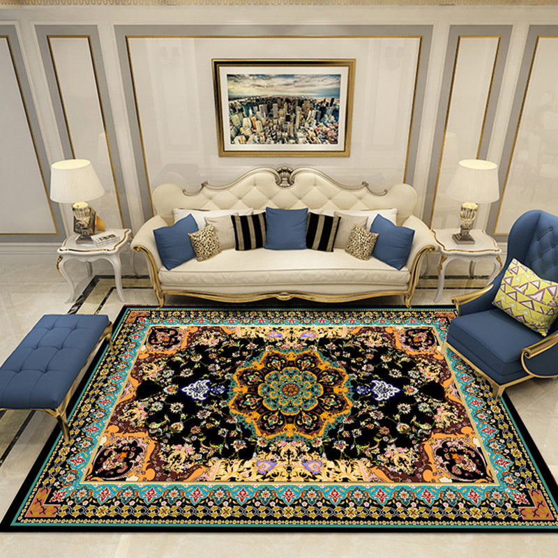Nostalgia Chamber Area Rug Multi Colored Jacquard Carpet Synthetics Pet Friendly Anti-Slip Backing Machine Washable Rug