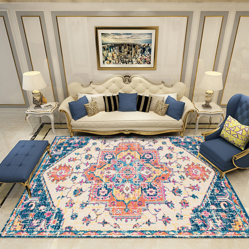 Nostalgia Chamber Area Rug Multi Colored Jacquard Carpet Synthetics Pet Friendly Anti-Slip Backing Machine Washable Rug