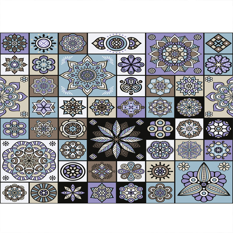 Tapis à imprimé en mosaïque à fleurs multicolo