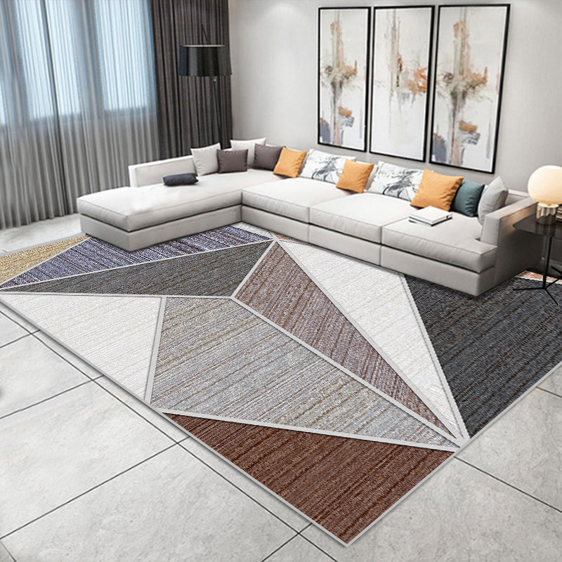 Neat 3D Effect Triangle Rug Multicolor Contemporary Carpet Polypropylene Machine Washable Pet Friendly Anti-Slip Rug for Home