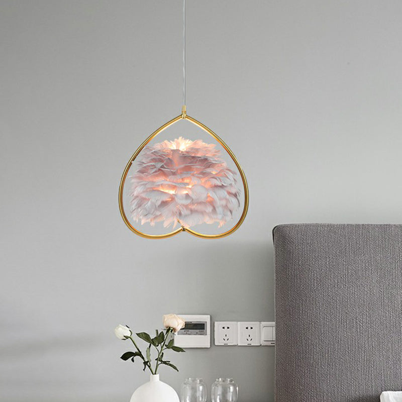 Metallic Heart Suspension Lighting Hedendaags single gouden hanger plafondlicht met decoratieve veer