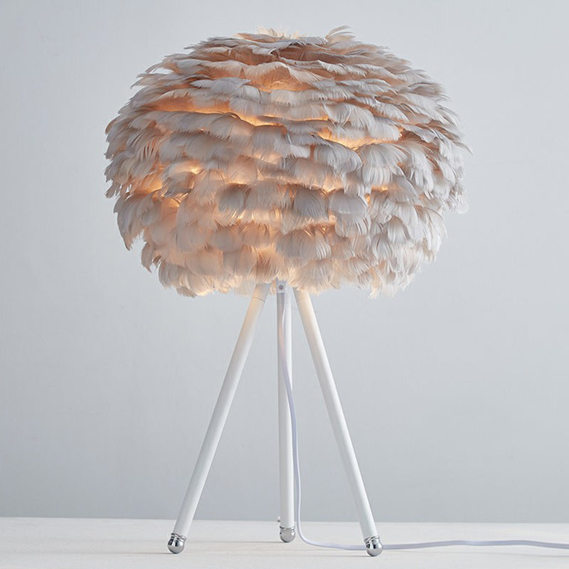 Feather Sphere Table Lighting Nordic 1 Head Nightstand Lamp with Metallic Tripod for Living Room
