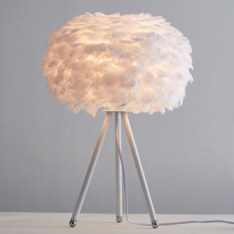 Feather Sphere Table Lighting Nordic 1 Head Nightstand Lamp with Metallic Tripod for Living Room