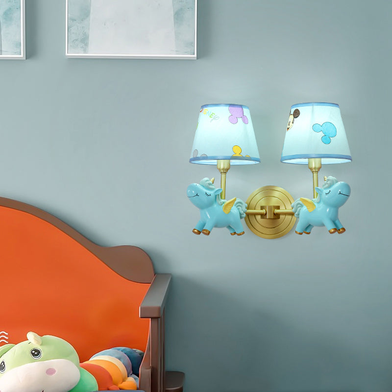 Stoffen met een patroon taps toelopende wandlamp Cartoon Wall Monted Lamp met decoratieve eenhoorn