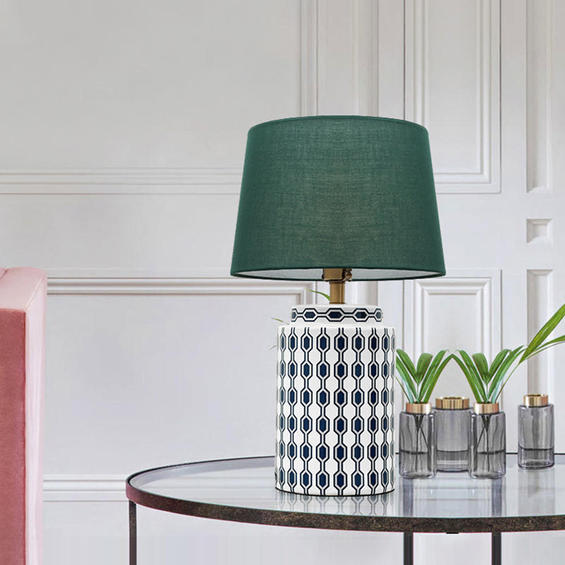 Lámpara de noche cilíndrica lámpara de noche de cerámica estampada luz simplista de mesa simplista con sombra imperio en verde