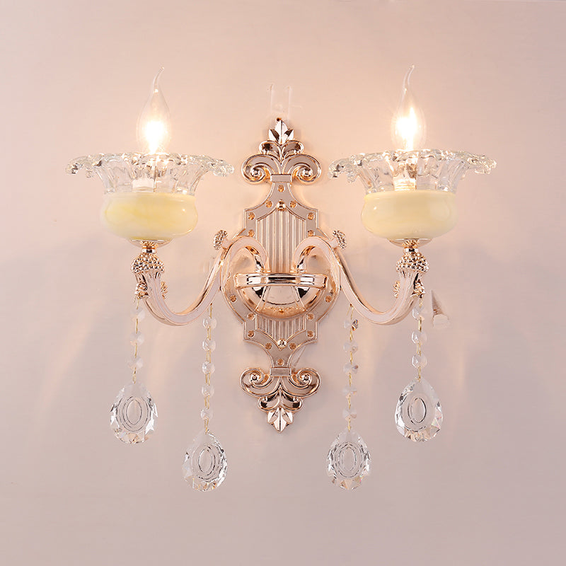 Retro -Knospenwand montieren leichte Rüschenglaswandbeleuchtung mit Kristalldrapieren in verwitterter Zink