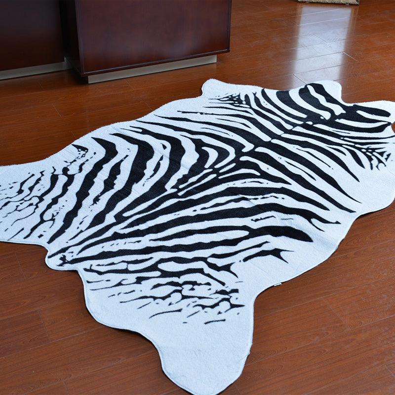 Irregular Shape Animal Skin Rug Modern Carpet Polypropylene Anti-Slip Backing Rug for Room Decor