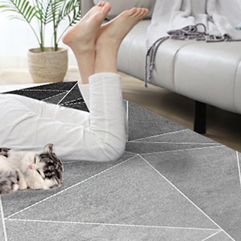 Comfort Multicolor 3D Triangle Rug Polyester Minimalism Rug Stain Resistant Pet Friendly Non-Slip Backing Indoor Rug for Hotel