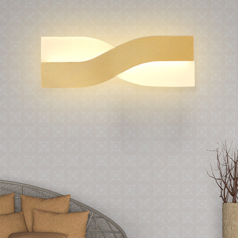 Warm/White-Light Twisted Sconce Light Simple LED Acrylic Wall Mounted Light Fixture in Gold
