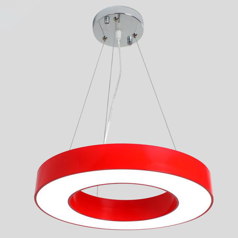 Einfachheit Ring Schatten LED -Deckenbeleuchtung Acrylkindergarten Kronleuchter Leuchte