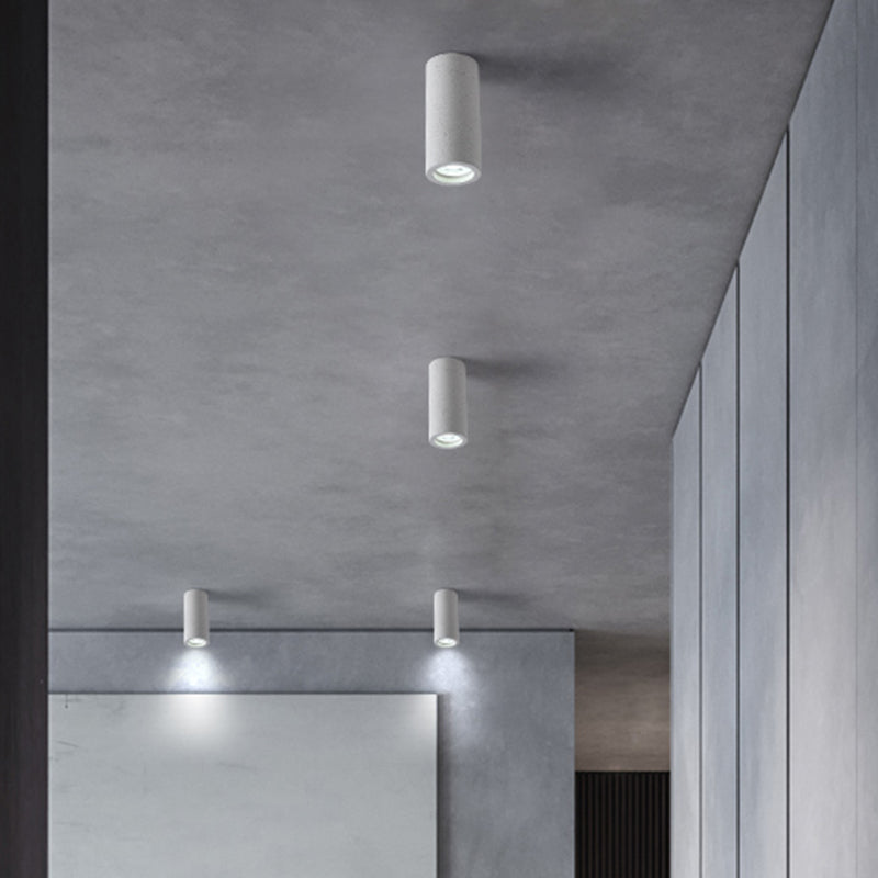 Accesorio de iluminación de montaje empotrado LED minimalista de cemento con luz de techo empotrada en pasillo cilíndrico