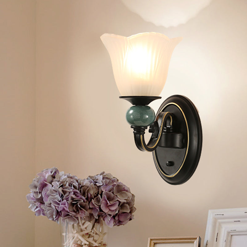 Ribbed Glass Floral Wall Lighting Retro Style Living Room Wall Mount Light in Black