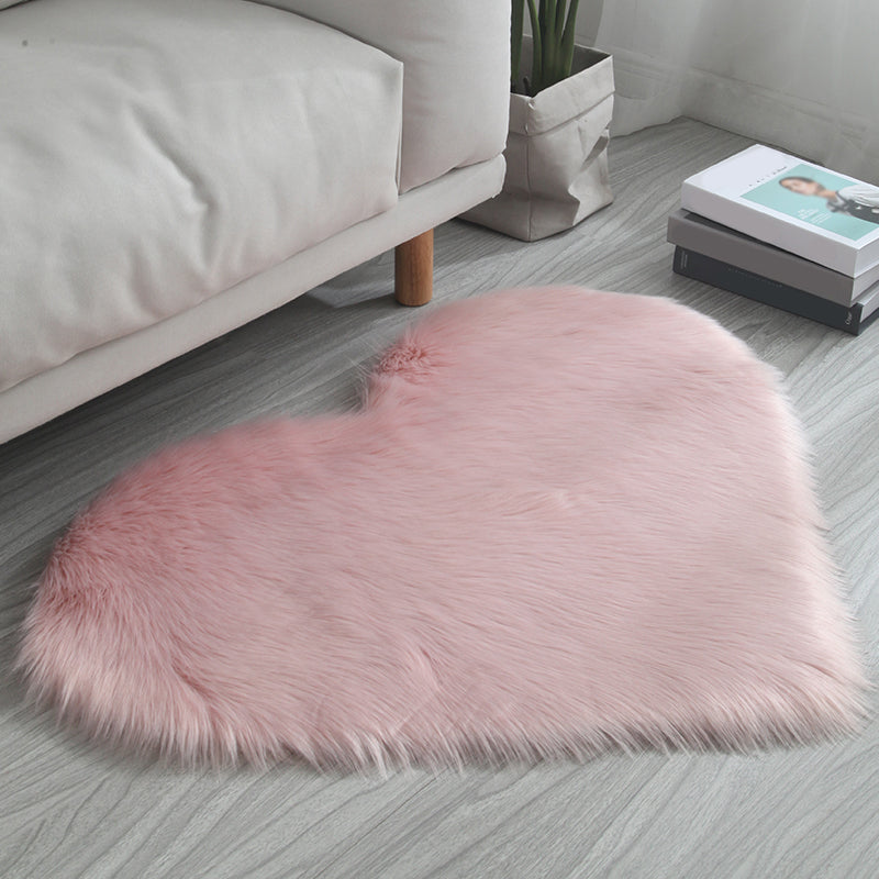 Heart Shape Solid Color Rug Multi-Colored Simple Carpet Fluffy Pet Friendly Machine Washable Rug for Bedroom