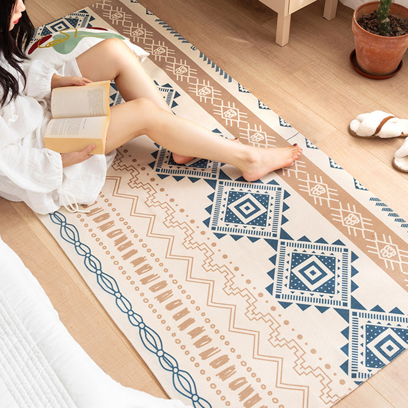 Southwestern Bedroom Rug Multi Color Tribal Pattern Area Rug Cotton Blend Machine Washable Stain-Resistant Carpet