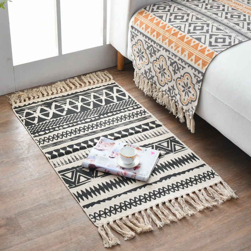 Western Bedroom Rug Multi-Colored Geometric Print Carpet Cotton Blend Machine Washable Easy Care Rug with Fringe