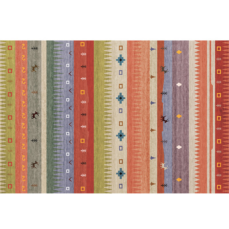 Tapis de synthèse multicolore de tapis de synthétique multicolore géo de géo.