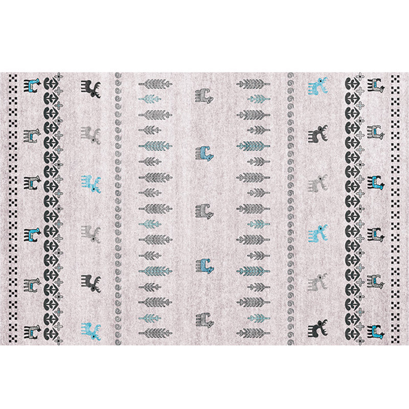 Tapis de synthèse multicolore de tapis de synthétique multicolore géo de géo.