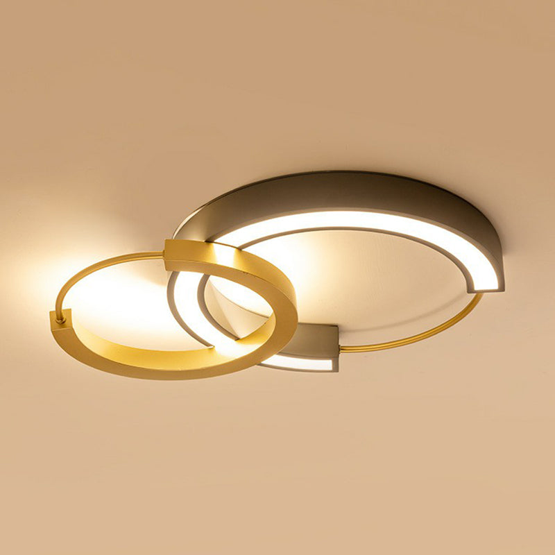 Plafonnier LED en métal avec anneau de style moderne, luminaire décoratif de plafond, idéal pour un salon, en or