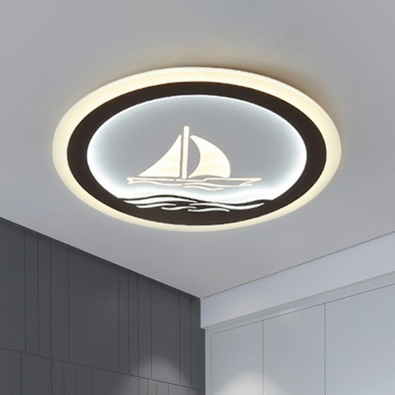 Encerclez Flush Light Style Moderne Metallic Bédoulier Voyant d'ébullition Fixation du plafond en blanc