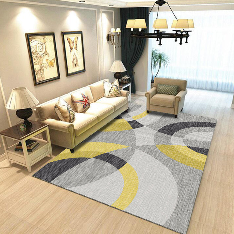 Contemporary Living Room Rug Multi-Colored Geo Patterned Carpet Synthetics Pet Friendly Machine Washable Rug