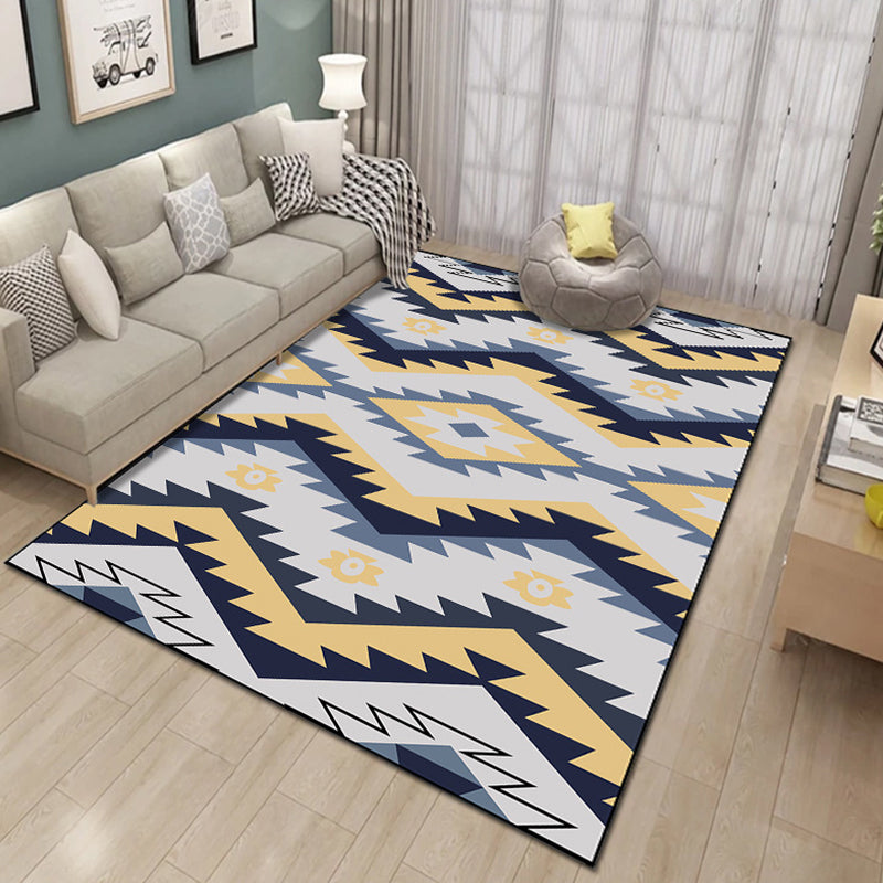 Contemporary Living Room Rug Multi-Colored Geo Patterned Carpet Synthetics Pet Friendly Machine Washable Rug