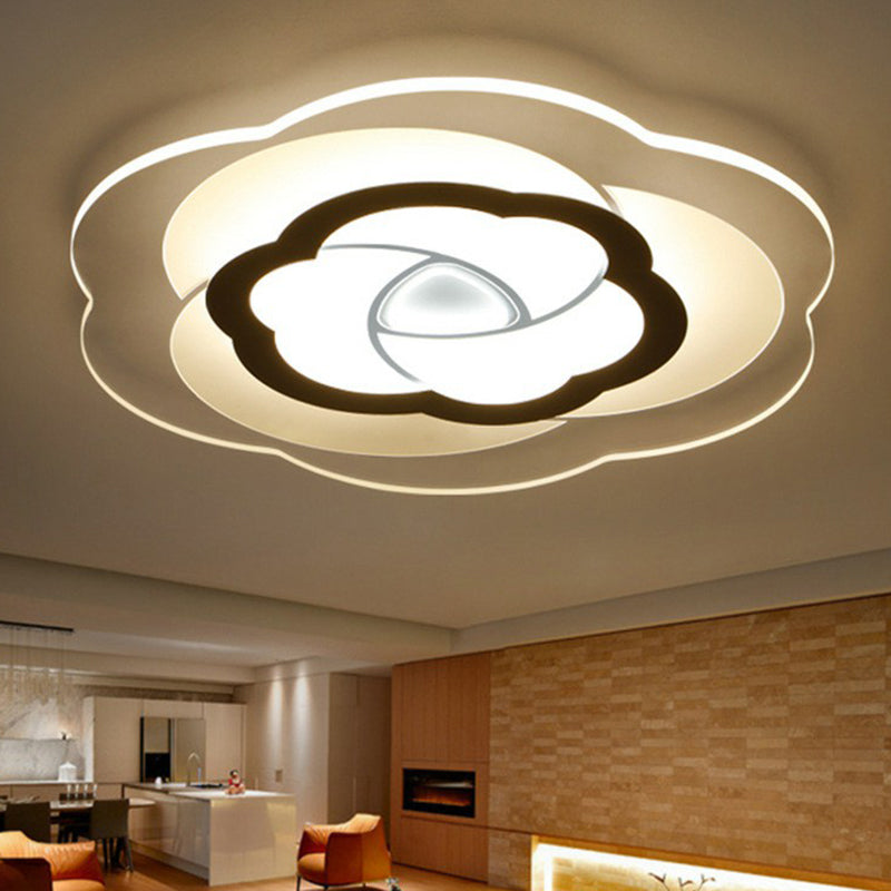 Nordic Flower Flush Ceiling Light Acrylic Living Room LED Flush Mount Lighting Fixture in Clear