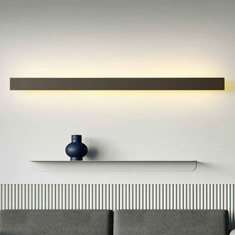 Aluminium lineair gevormde LED -muurverlichting Hedendaagse zwarte sconce verlichtingsarmatuur voor woonkamer