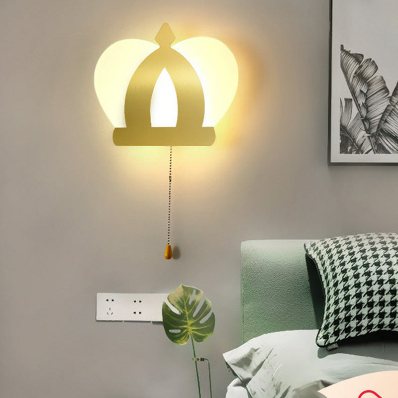 Crown Acrylic Wall Sconce Lamp Modern Style Gold LED Wall Lighting Fixture with Pull Chain for Bedroom