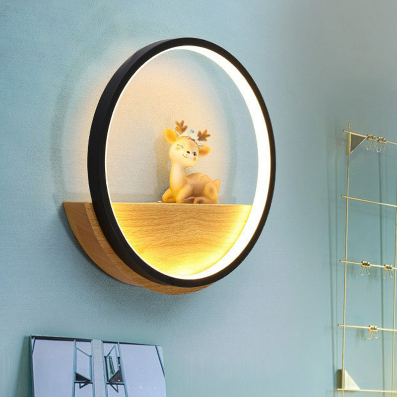 Circle Living Room Wall Sconce Lamp Metal Modern Style LED Wall Lighting Fixture with Decorative Deer