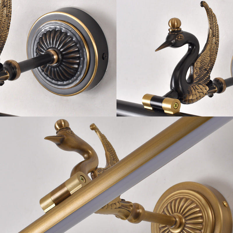 Éclairage mural linéaire traditionnel LED de métal de 14 "/ 18" / 23 "de largeur de laiton / loupe noire d'éclairage