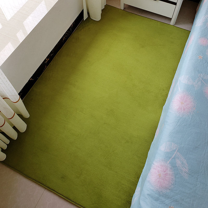 Minimalistischer, solider Teppich, mehrfarbiger Teppich aus Polypropylen, rutschfester, haustierfreundlicher Teppich für das Schlafzimmer