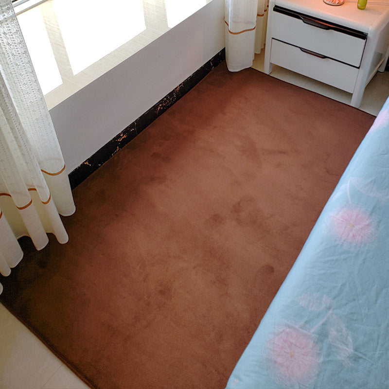 Minimalistischer, solider Teppich, mehrfarbiger Teppich aus Polypropylen, rutschfester, haustierfreundlicher Teppich für das Schlafzimmer