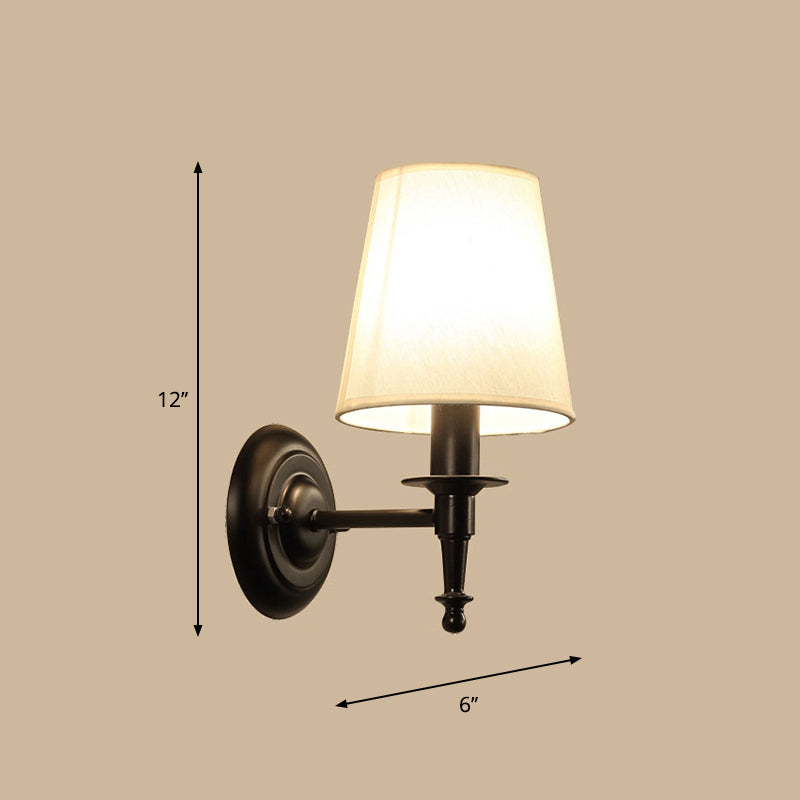 Enkele wandmontage Licht Minimalisme Taps toelopende trommelstof Wandverlichting voor gang