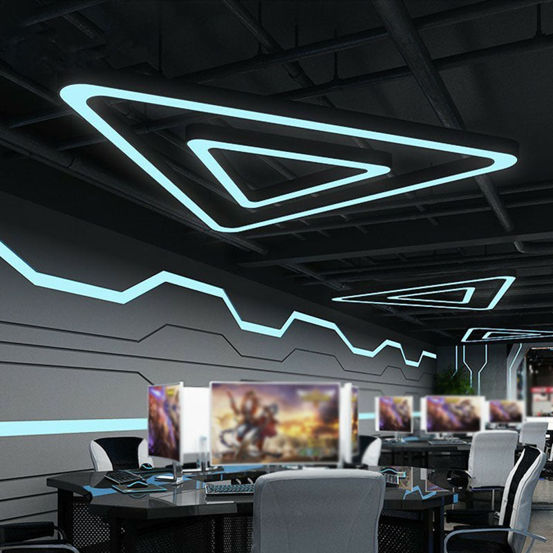 Luz de lámpara de gimnasio acrílico de LED triangular de estilo moderno de estilo moderno en negro