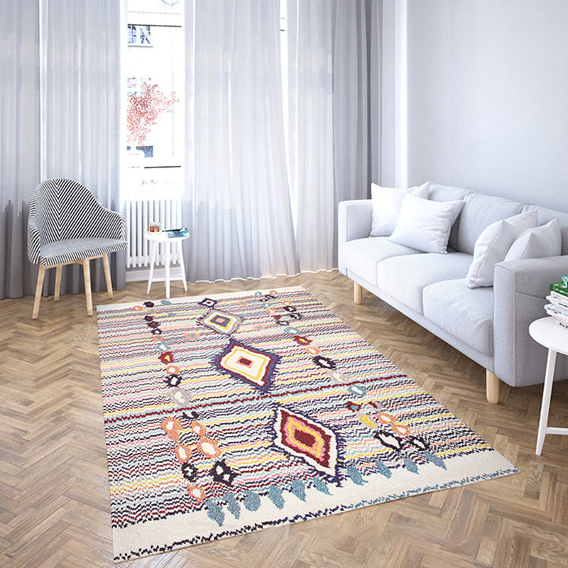 Dekoratives Rhombus-Muster Teppich Multi-farbiger indonesischer Teppich Polyestermaschinenmaschinenwaschbarer Färbungsfest-Resistant Anti-Slip-Teppich für Raum