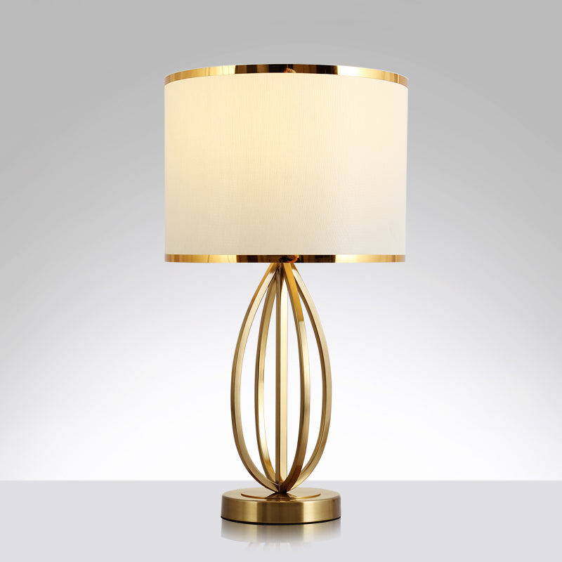 Classic Style Round Table Lamp 1��Head Fabric Nightstand Light Ideas for Study Room