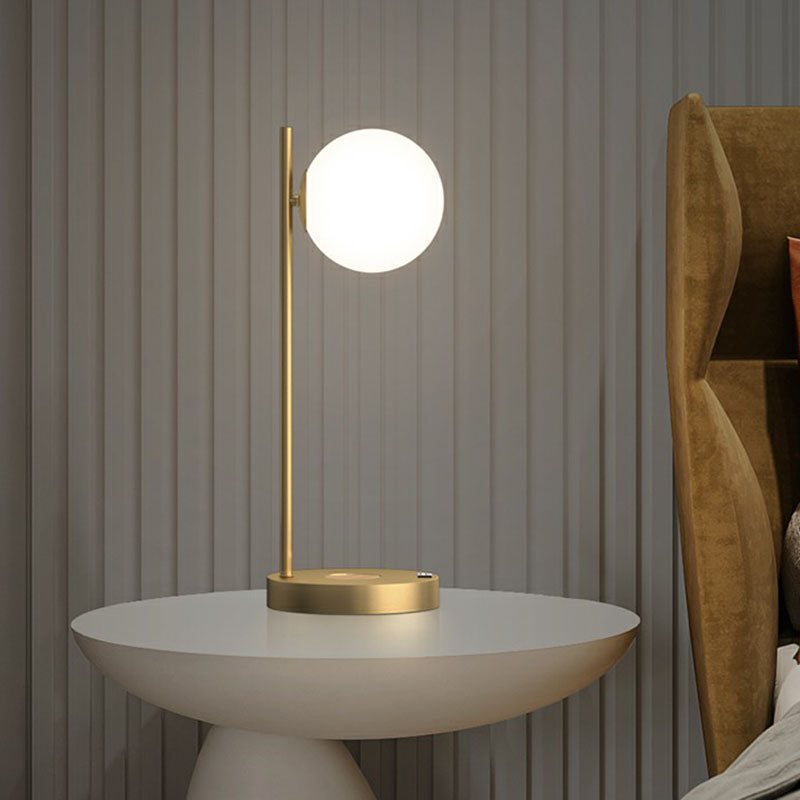 Lampada da comodino a sfera Minimalismo in vetro avorio a 1 luce da tavolo in oro per camera da letto
