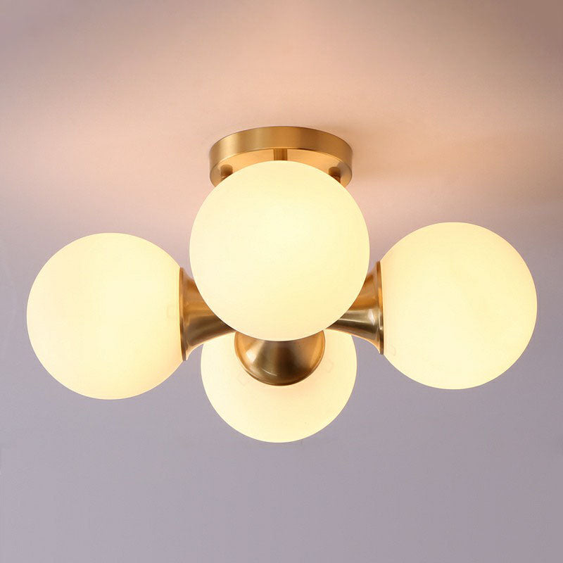 Weiße Glasball halb Flush Deckenleuchte postmoderne Gold Finish Flush Mount Leuchte
