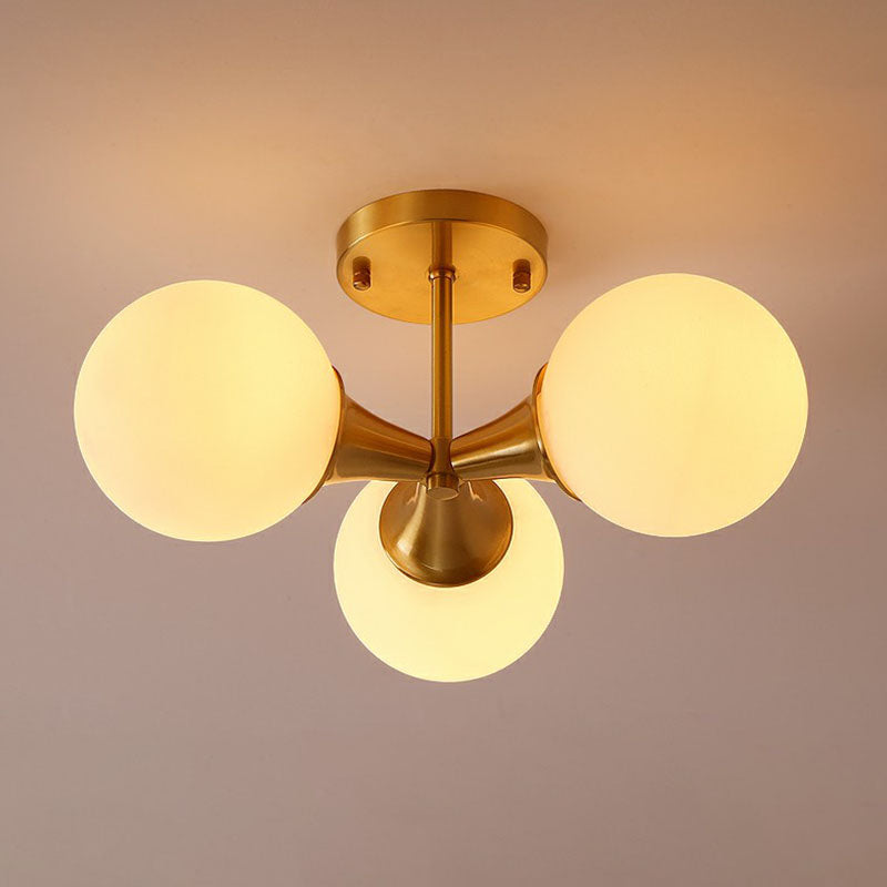 Weiße Glasball halb Flush Deckenleuchte postmoderne Gold Finish Flush Mount Leuchte