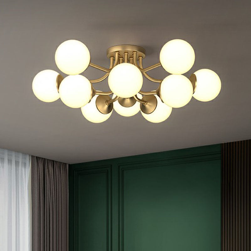 Bola de oro Semi Flush Candelier Postmodern Opal Glass Luz de techo para sala de estar