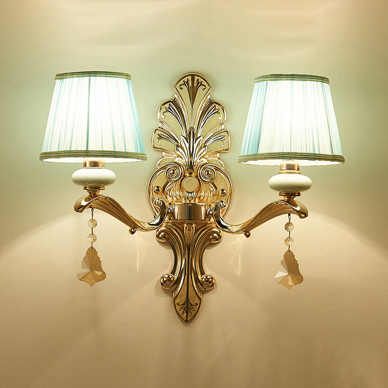 Lampada da parete in tessuto a piega conica anticato salotto illuminazione a parete in oro