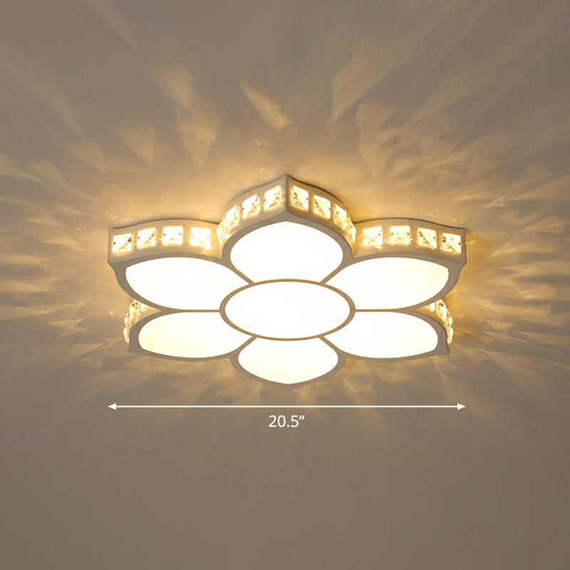 Minimalist Floral Flush Plafond Licht Acryl Slaapkamer LED Flush Mounted Armatuur met Clear Crystal Accenten