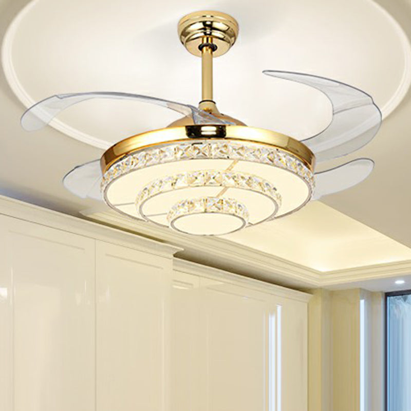 4-Blattstufte runde Schlafzimmer Hanges Lüfter Licht Kristall modernistisch LED-LED-LED-Licht in Gold, 42 "W.